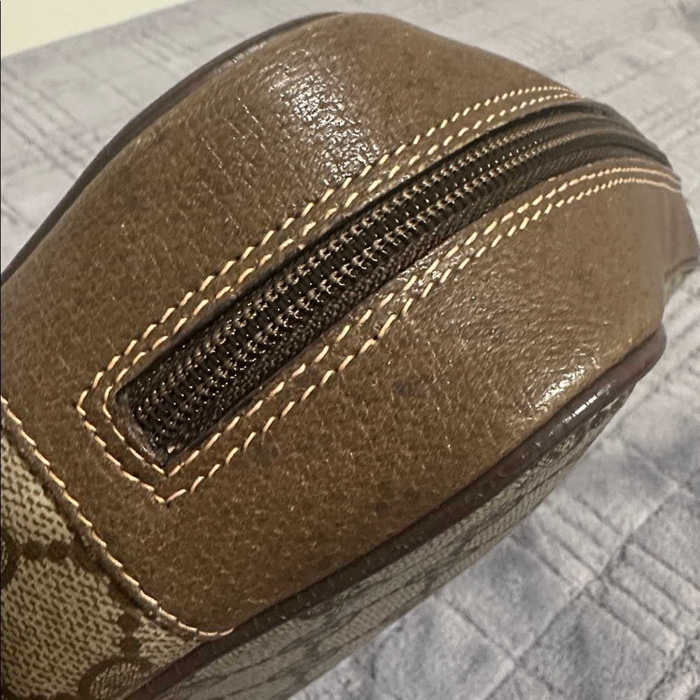 Gucci PVC Pouch - Picture 9 of 16